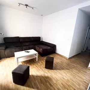 https://la-casita-del-sur.hotelsincadiz.net